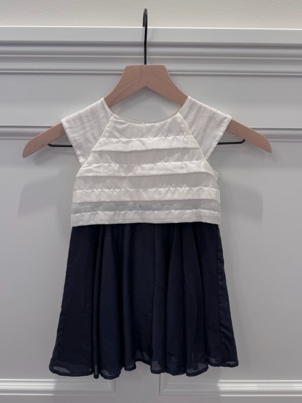 Gap Girls Navy Blue/White Silk Pleated Fit-and Flare Holiday Toddler Dress 2/2T